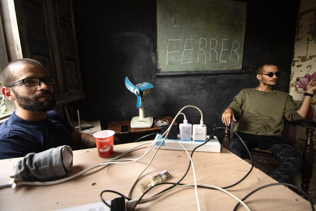 Kamil Zayas Pérez y Ernesto Ricardo Medina, creadores de "El 4tico", grupo disidente dentro de Cuba, presos en la actualidad. Fuente: Marcel Villa