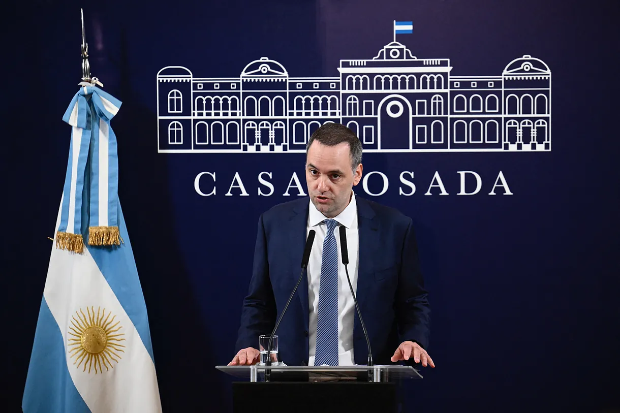 Manuel Adorni, vocero de la Presidencia argentina. Foto: AFP